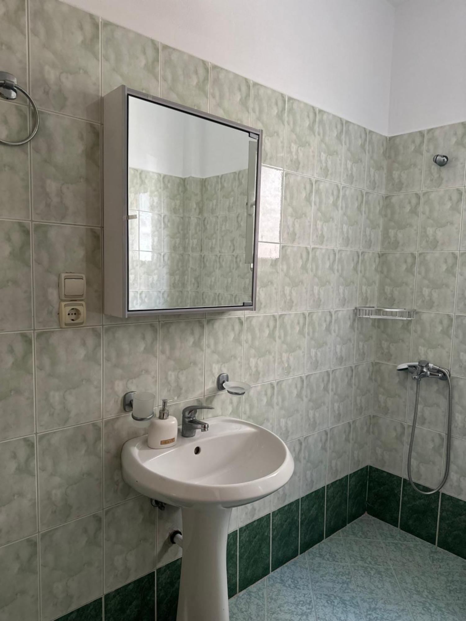 Vila Lemon Tree Sarandë Eksteriør billede