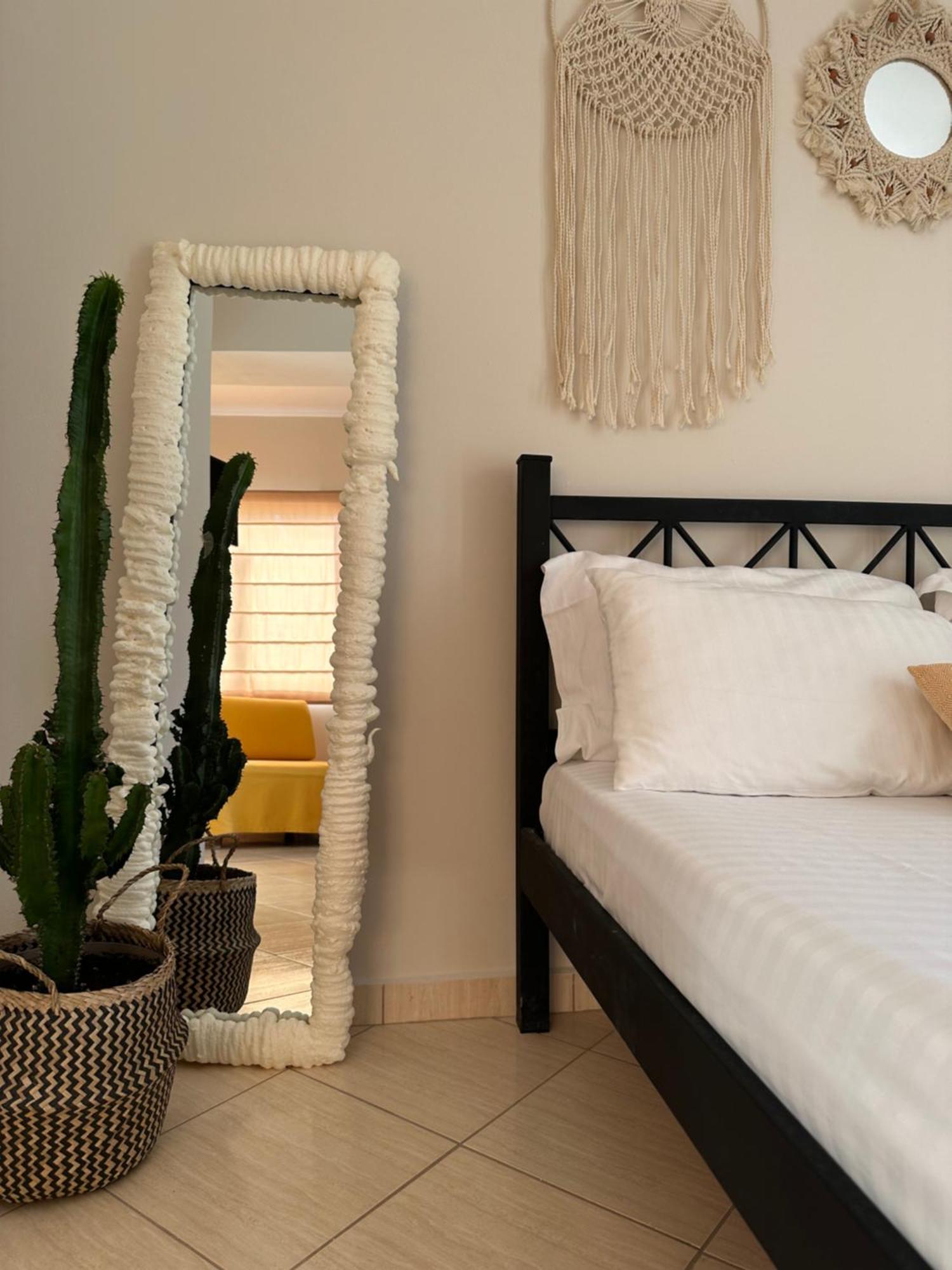 Vila Lemon Tree Sarandë Eksteriør billede