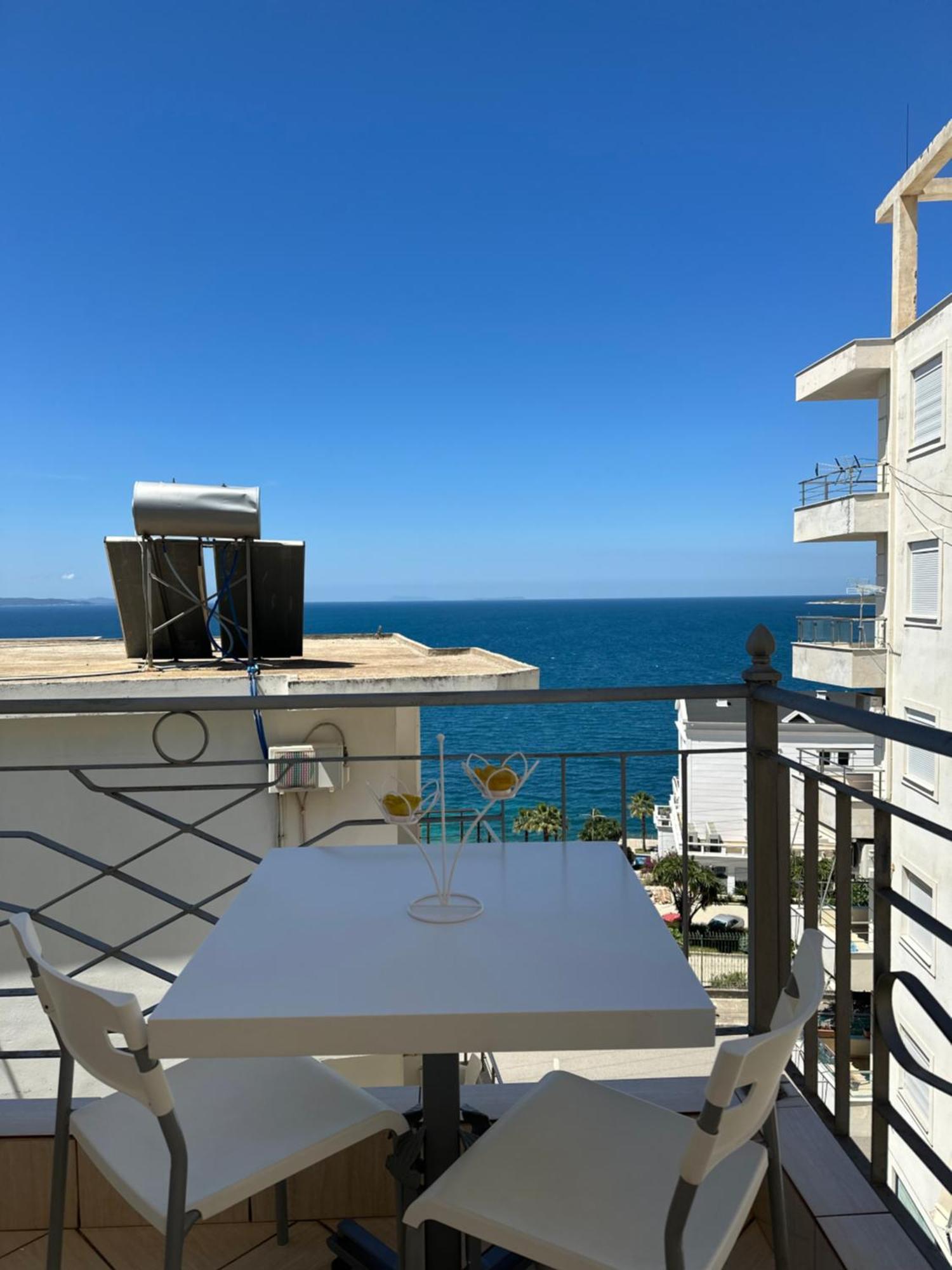 Vila Lemon Tree Sarandë Eksteriør billede
