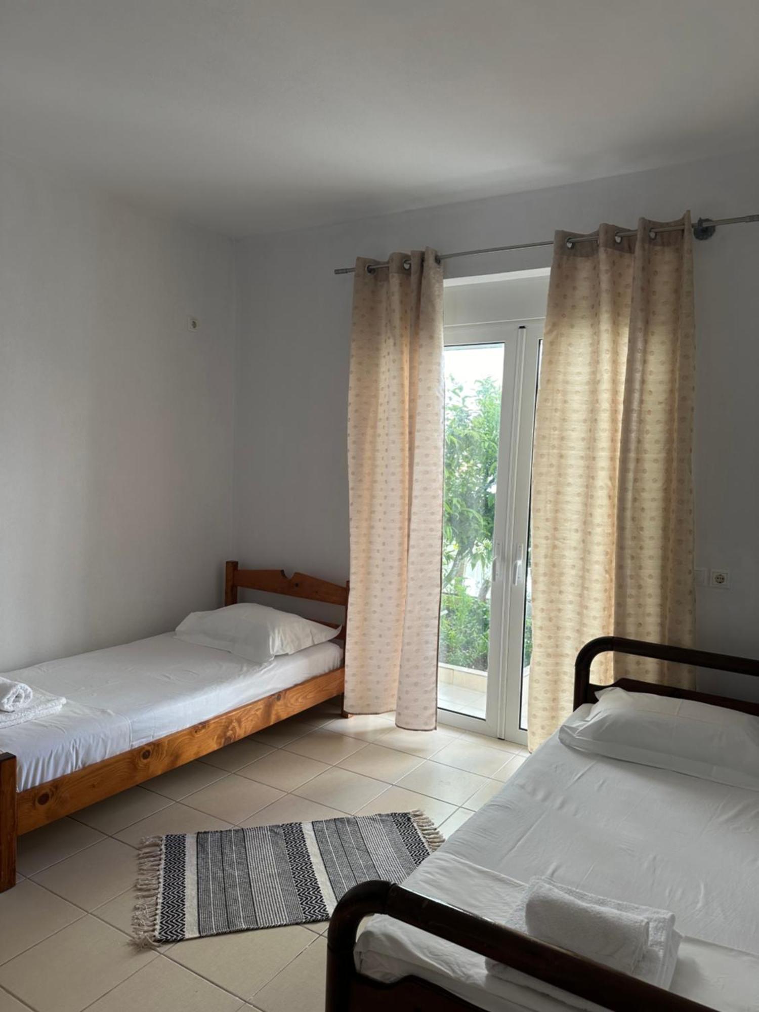 Vila Lemon Tree Sarandë Eksteriør billede